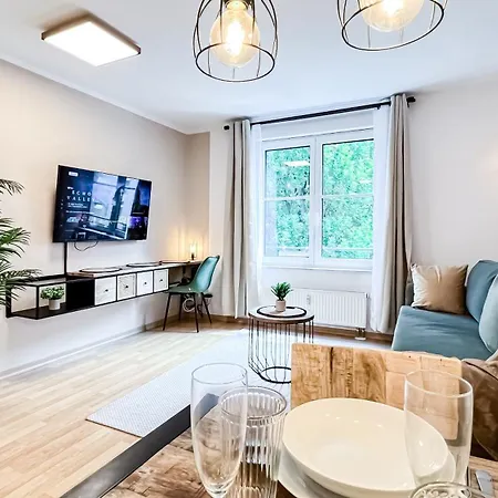 Stadtzentrum - Ruhiges Mit Kostenfreiem Stellplatz Bis 1,50m Fahrzeughoehe Leipzig