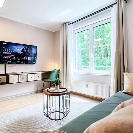 Stadtzentrum - Ruhiges Mit Kostenfreiem Stellplatz Bis 1,50m Fahrzeughoehe