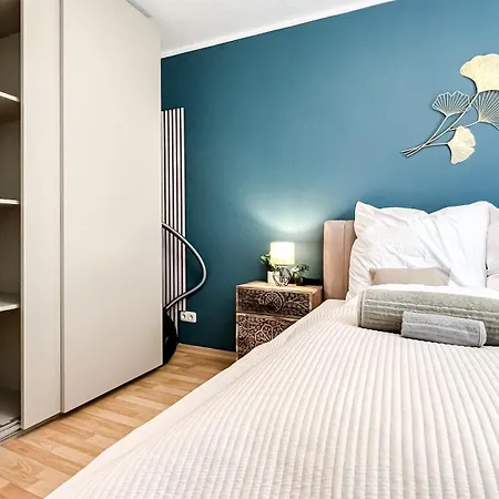 Stadtzentrum - Ruhiges Mit Kostenfreiem Stellplatz Bis 1,50m Fahrzeughoehe *