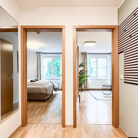 Appartement Stadtzentrum - Ruhiges Mit Kostenfreiem Stellplatz Bis 1,50m Fahrzeughoehe Leipzig