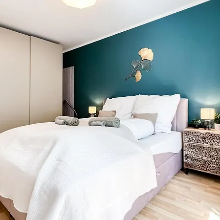 Stadtzentrum - Ruhiges Mit Kostenfreiem Stellplatz Bis 1,50m Fahrzeughoehe Apartmán