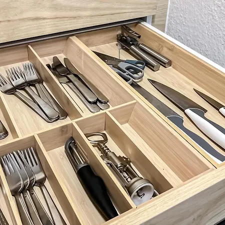 Stadtzentrum - Ruhiges Mit Kostenfreiem Stellplatz Bis 1,50m Fahrzeughoehe Appartement