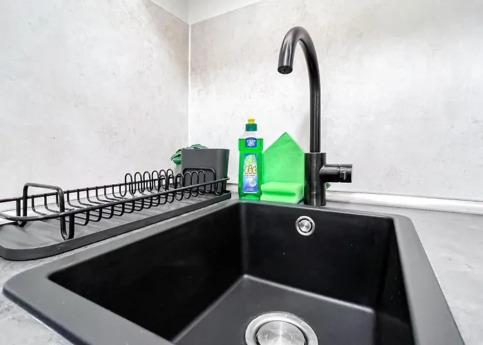 Stadtzentrum - Ruhiges Mit Kostenfreiem Stellplatz Bis 1,50m Fahrzeughoehe