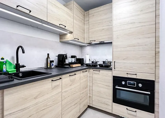 Appartement Stadtzentrum - Ruhiges Mit Kostenfreiem Stellplatz Bis 1,50m Fahrzeughoehe *