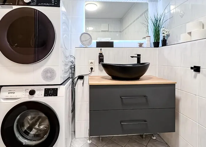 Stadtzentrum - Ruhiges Mit Kostenfreiem Stellplatz Bis 1,50m Fahrzeughoehe Leipzig