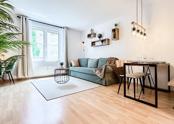 Stadtzentrum - Ruhiges Mit Kostenfreiem Stellplatz Bis 1,50m Fahrzeughoehe